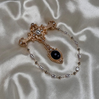 Broche Perle Baroque Vintage : Épingle de costume sculptée style cour, épingle de revers homme croix avec zircons et perles