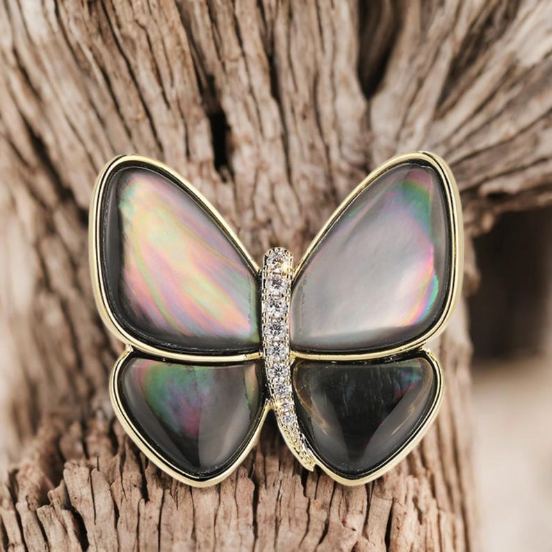 Mother of Pearl Shell Butterfly Brooch Gift Corsage