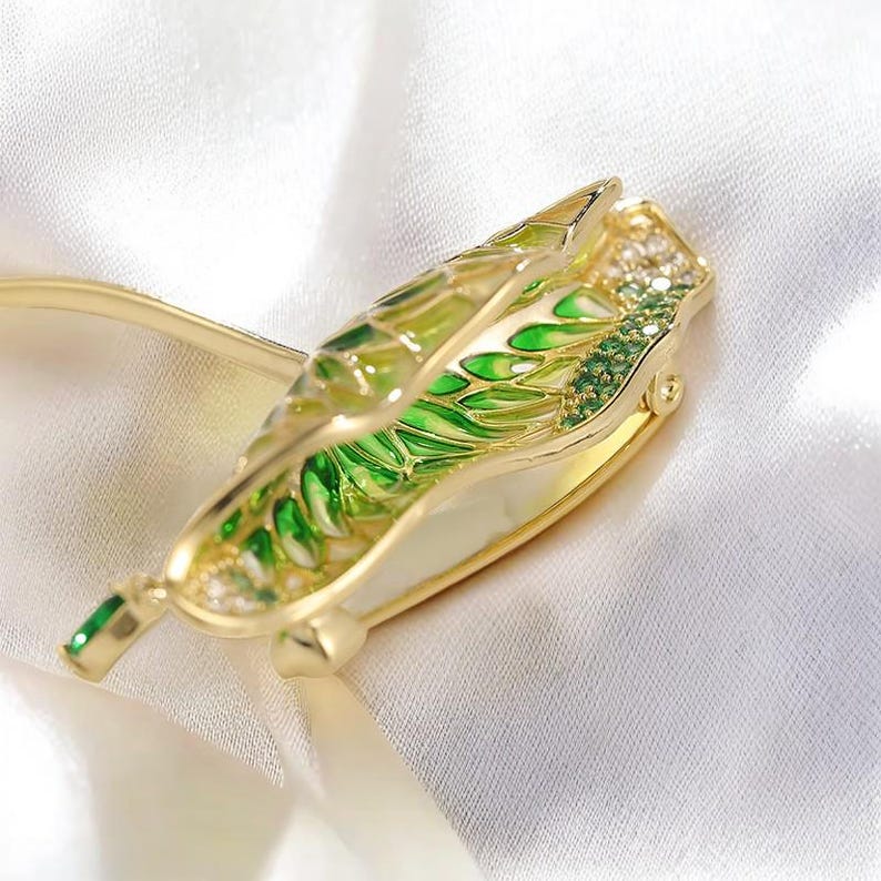 Enamel color Drip oil lotus leaf brooch zircon with pendant