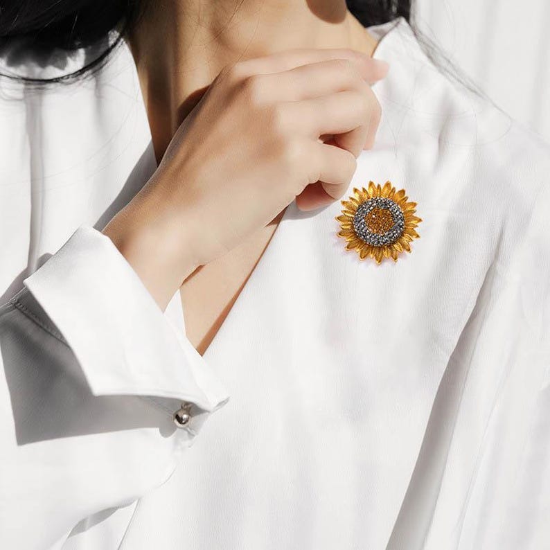 Van Gogh Sunflower Brooch: 18K Gold Crystal Replica Vintage original sunflower pin, women's gift jewelry accessories