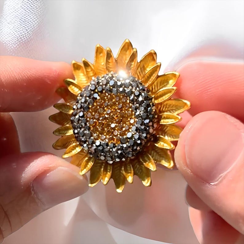 Van Gogh Sunflower Brooch: 18K Gold Crystal Replica Vintage original sunflower pin, women's gift jewelry accessories