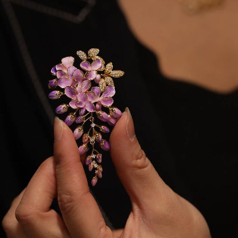 Original design wisteria flower brooch, luxurious oil drip purple jewelry with gift box