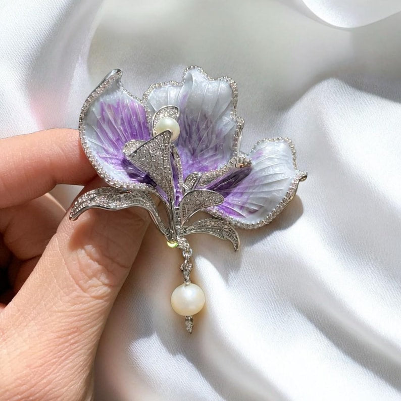 Natural pearl jasmine brooch High-end luxury exquisite wedding brooch