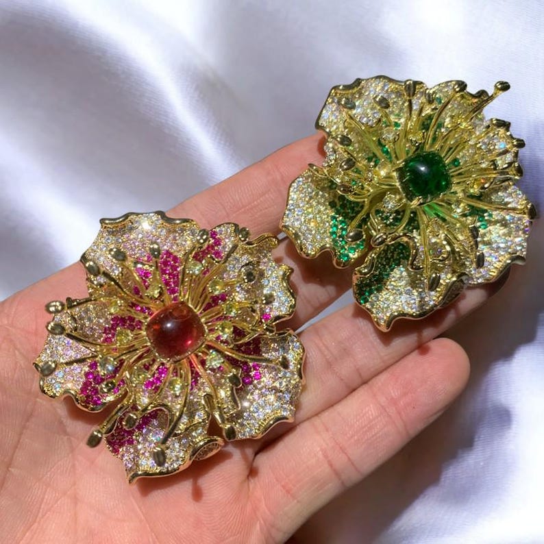 Original design double-layer flower high-end brooch, hand-made enamel three-dimensional cherry blossom brooch