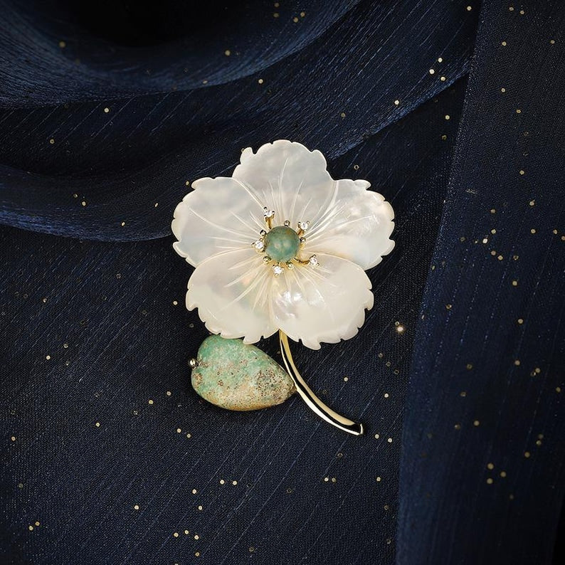 Mother-of-pearl cherry blossom brooch