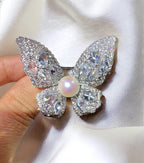 Micro-paved zircon super shiny pearl butterfly brooch luxury accessories