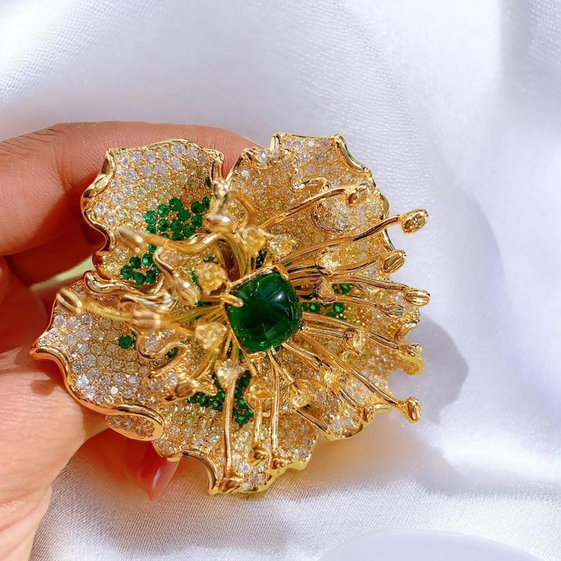 Original design double-layer flower high-end brooch, hand-made enamel three-dimensional cherry blossom brooch