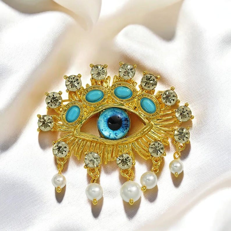 Baroque Pearl Devil's Eye Brooch Design Corsage, personalized eye brooches