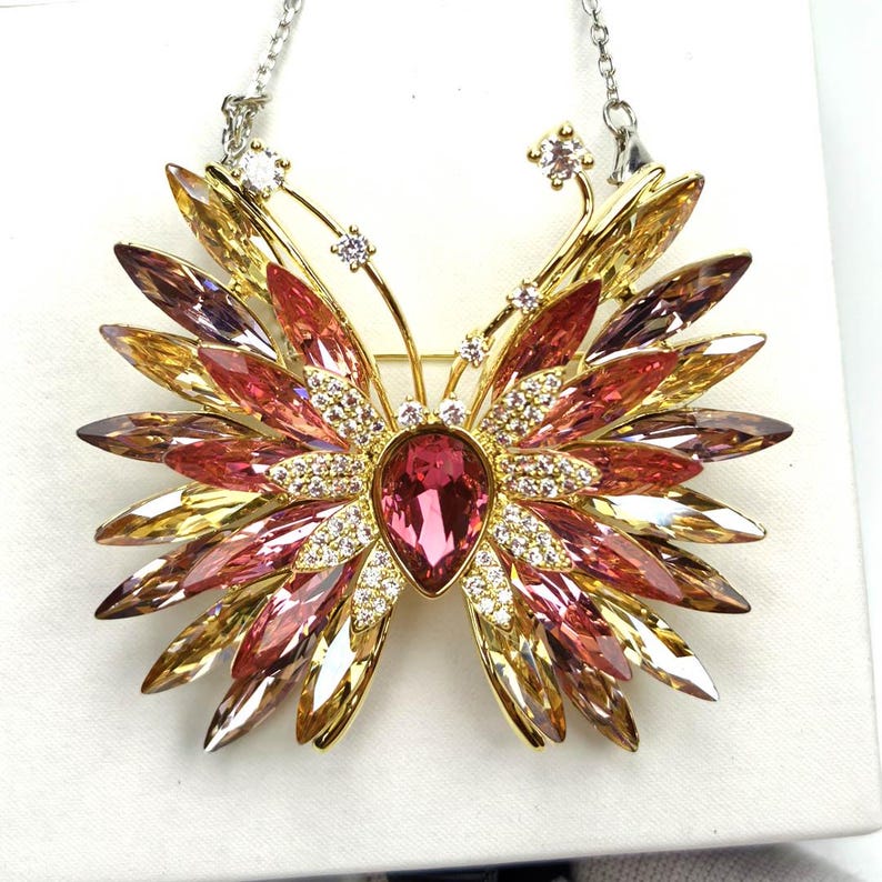 Flashing gradient crystal butterfly brooch original design handmade brooch and pendant gfit