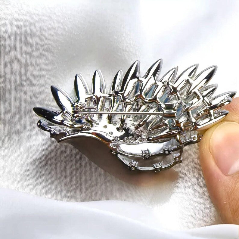 Original copper-made lake blue gradient crystal butterfly wing brooch