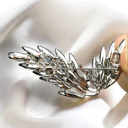 Original copper lake crystal wing brooch, blue gradient crystal inlaid with zircon