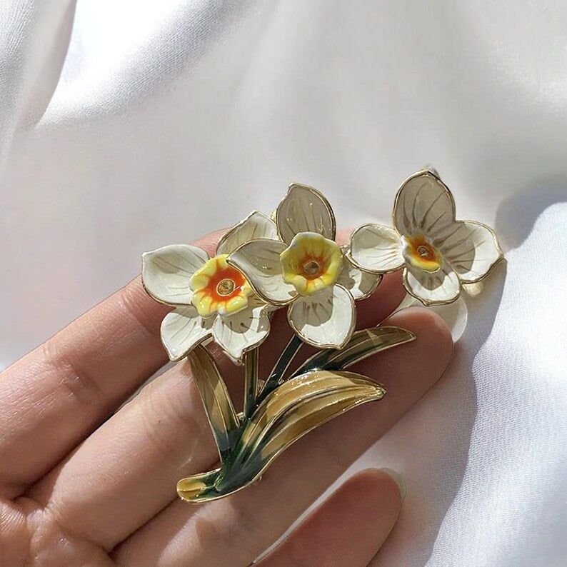 Handmade enamel forest retro daffodil brooch, White flower bloom brooches with gift box