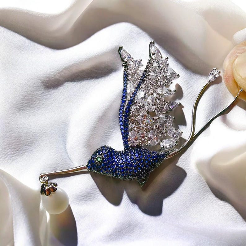 Blue Zircon Hummingbird Brooch: Copper Pearl Bird Pin