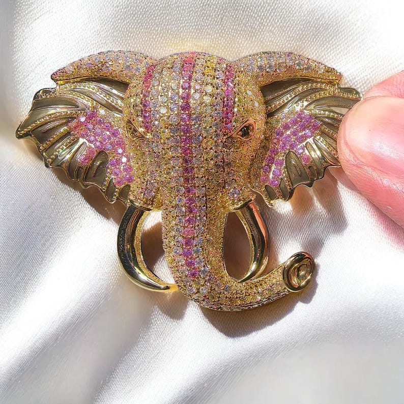 Hand-inlaid zircon shining elephant brooch, vintage jewelry gift