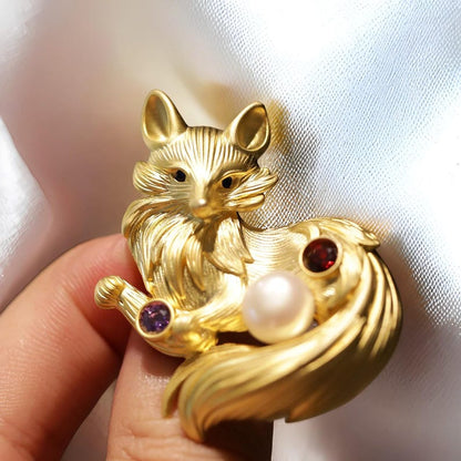Antique Gold-Plated Nine-Tailed Fox Brooch: Vintage Pearl Jewelry