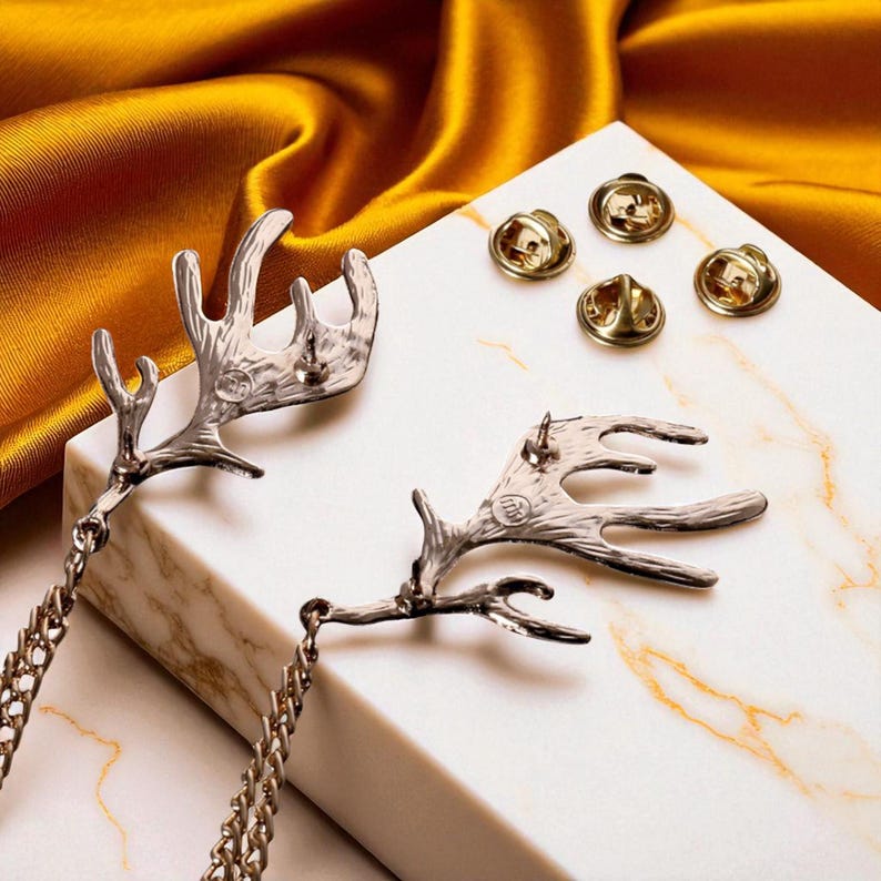 Studded Elk Antler Collar Chain Pin - Retro Fashion