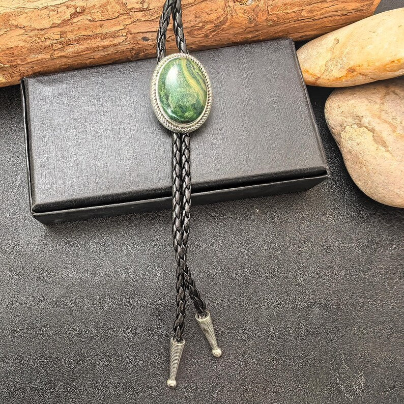 Green Jade Bola Tie: Western Cowboy Wedding Bolo Necklace