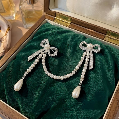 Pearl Chain Bow Brooch - Sparkling Dual-Bow Lapel Pin for Blazer Decor