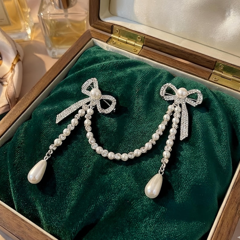 Pearl Chain Bow Brooch - Sparkling Dual-Bow Lapel Pin for Blazer Decor