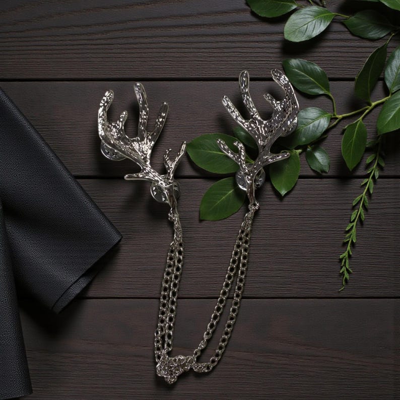 Studded Elk Antler Collar Chain Pin - Retro Fashion
