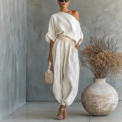 Ensemble deux pièces de villégiature en lin et coton PromiseGift | Blouse Bardot & Pantalon fuselé oversize