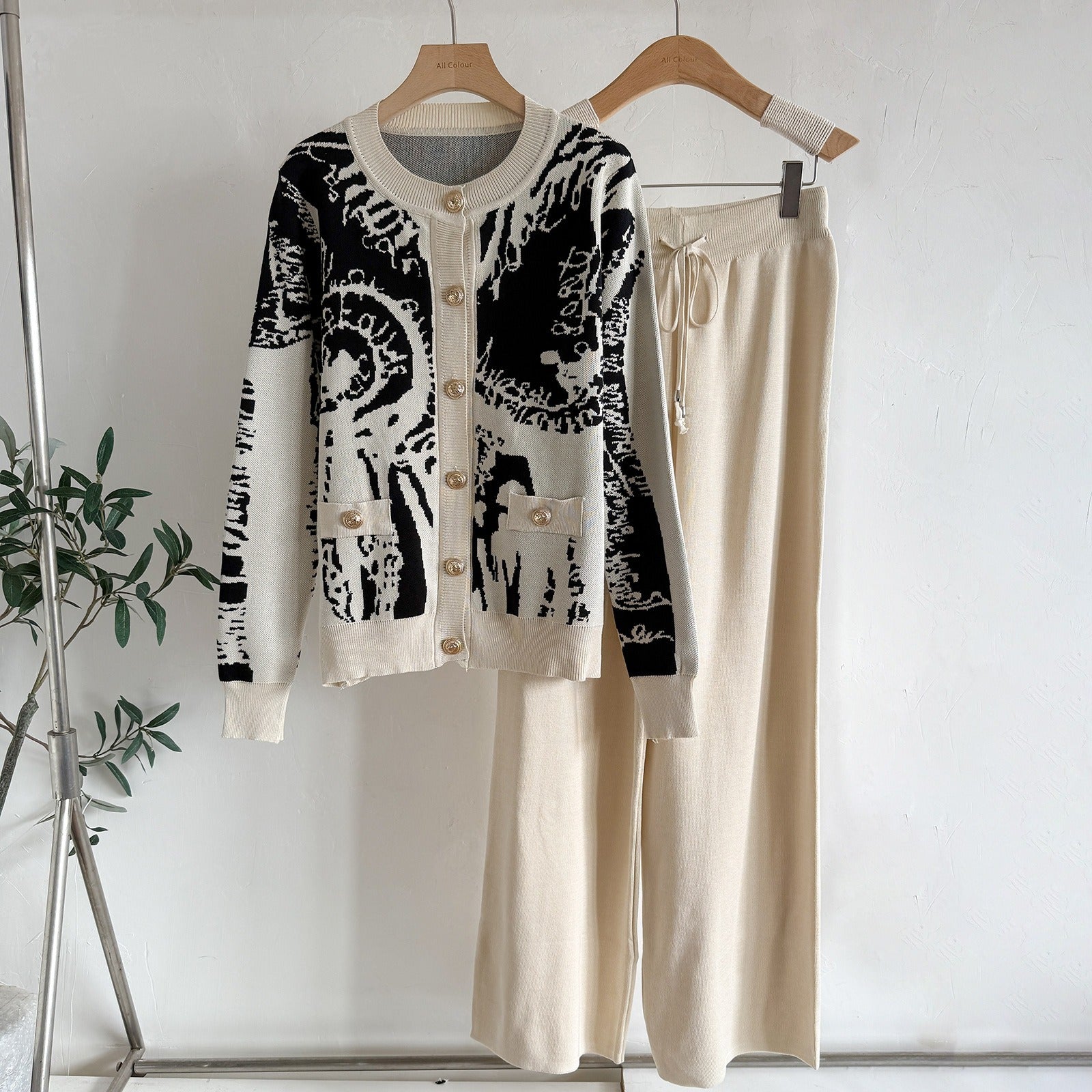 Vintage Jacquard 2-Piece Knit Set - Button-Down Cardigan & High-Waist Wide Leg Pants Lounge Set