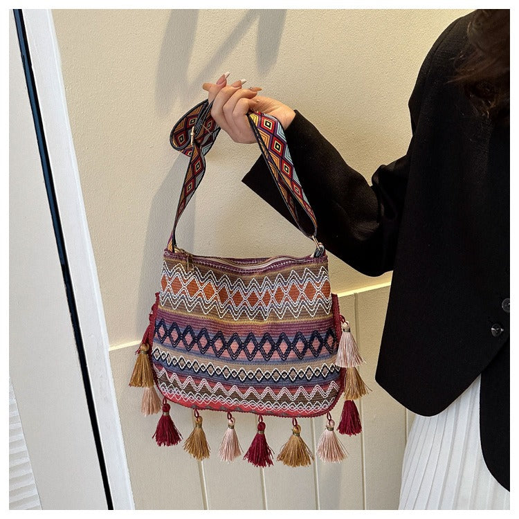 Bohemian Tribal Knit Crossbody Bag - Vintage Geometric Beach Shoulder Purse with Layered Tassels
