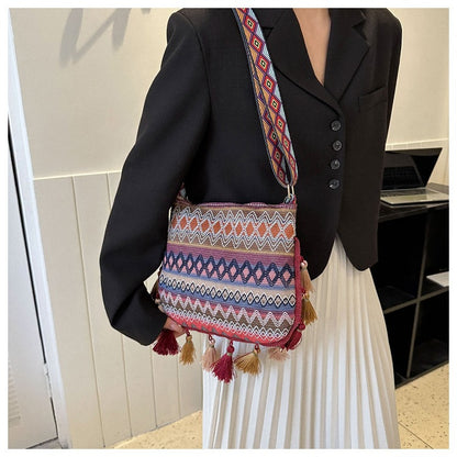 Bohemian Tribal Knit Crossbody Bag - Vintage Geometric Beach Shoulder Purse with Layered Tassels