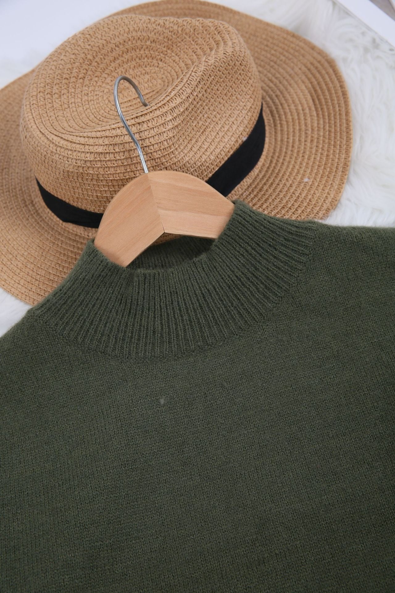 Women’s Mock Neck Long Sleeve Solid Knit Sweater Pullover with Ribbed Trim