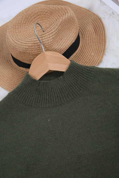 Women’s Mock Neck Long Sleeve Solid Knit Sweater Pullover with Ribbed Trim