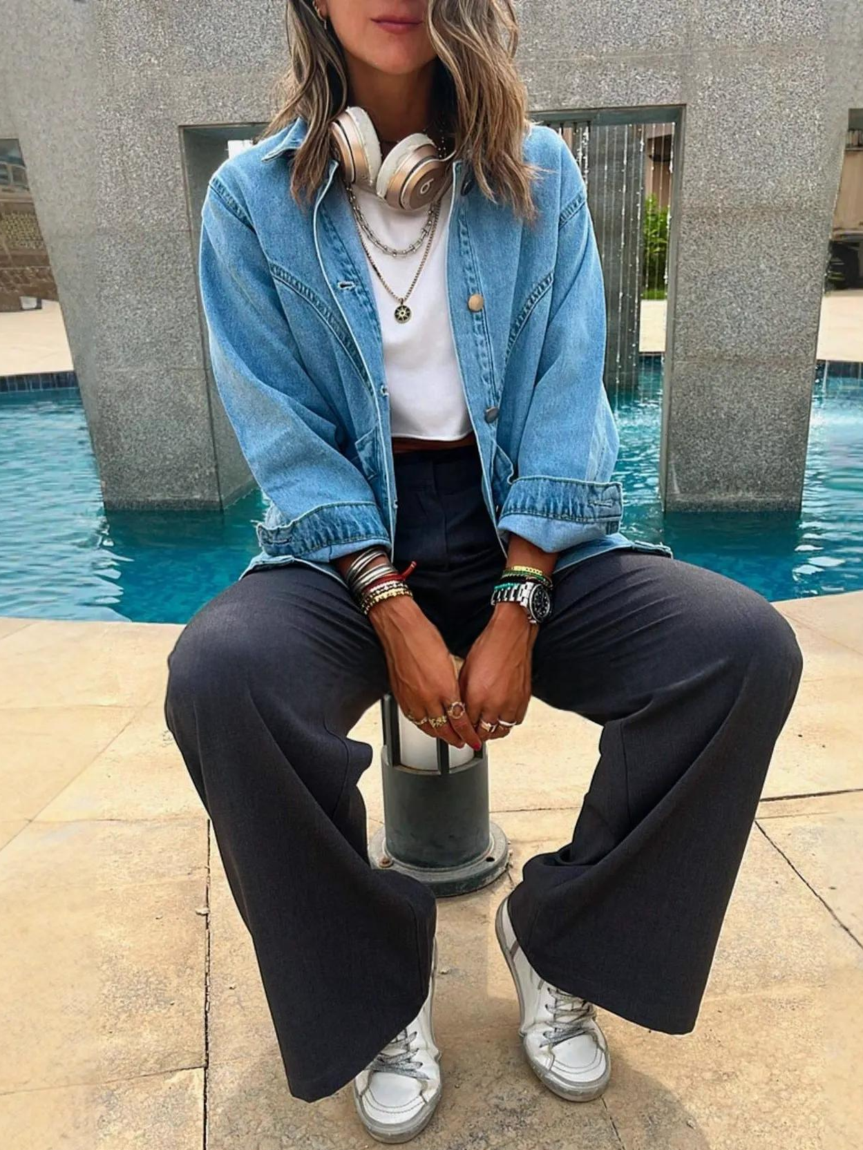 Women's Oversized Washed Blue Denim Jacket | Retro Loose Fit Cotton Jean Coat with Large Dual Pockets