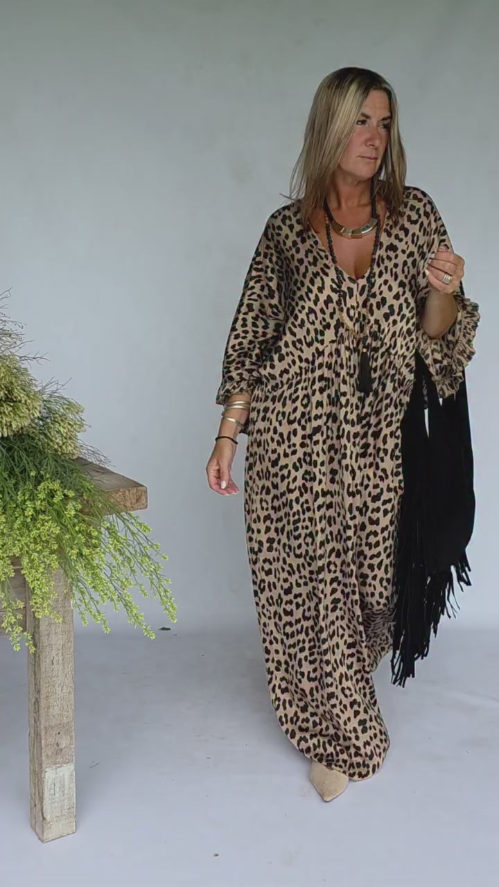Knit Leopard-Print Printed V-Neck Pullover Relaxed-Fit Dress