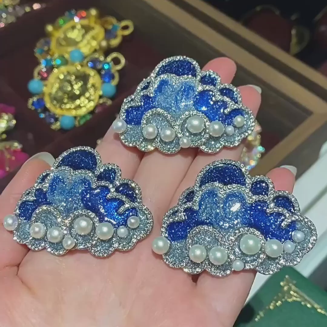 Dreamy enamel blue cloud brooch, drops oil women pearl brooches or pendant