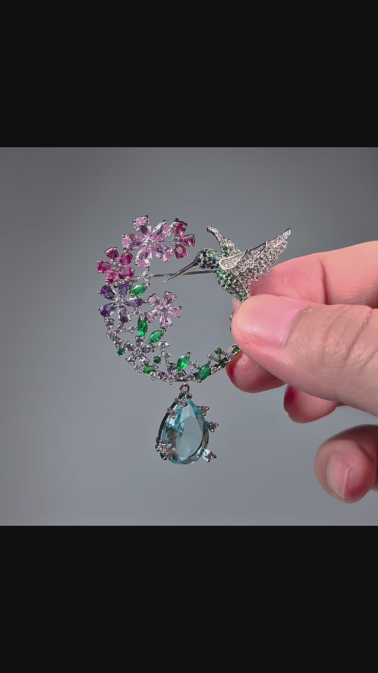 Colorful wreath hummingbird brooch, blue crystal pendant design women's pin